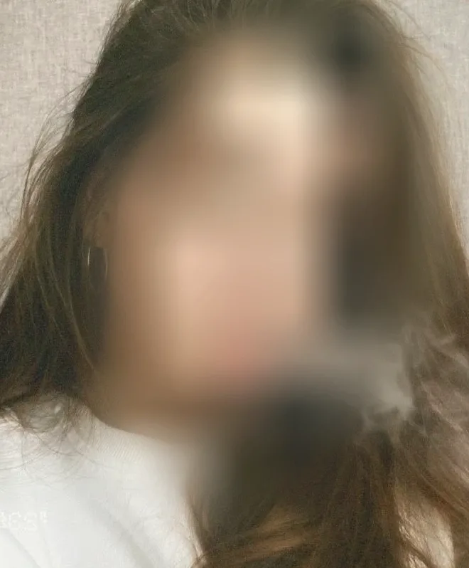 Angela, 21 anni